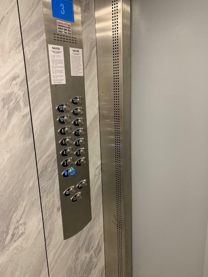 טרנבה Apartament Tt10 Botanicka מראה חיצוני תמונה